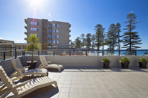 Manly Paradise Motel & Apartments - Australian Directory 7
