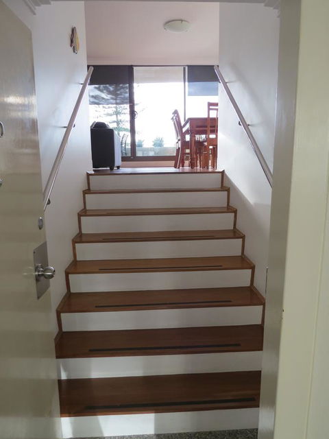 Manly Paradise Motel & Apartments - Australian Directory 22