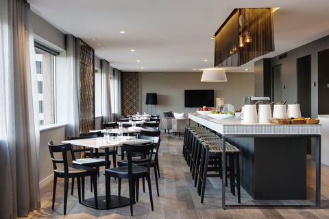 PARKROYAL Darling Harbour, Sydney - Australian Directory 35