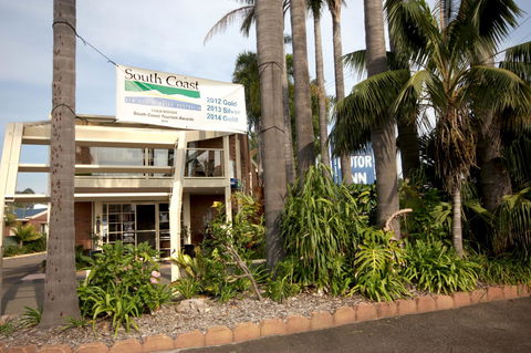Sapphire Waters Motor Inn - Australian Directory 12