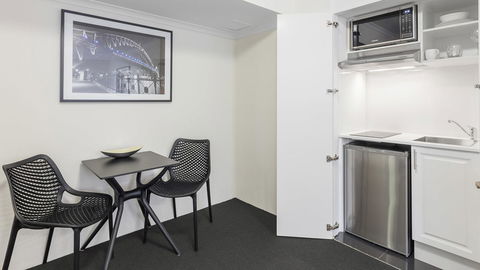 Oaks Sydney Castlereagh Suites - Australian Directory 17
