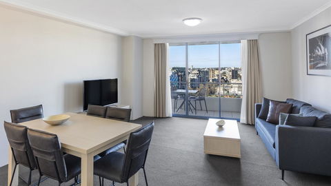Oaks Sydney Castlereagh Suites - Australian Directory 7
