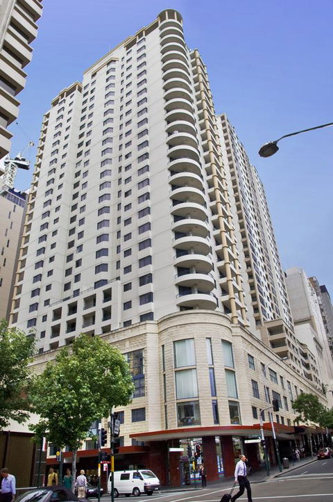 Oaks Sydney Castlereagh Suites - Australian Directory 29