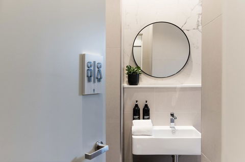 The Baxley Bondi - Australian Directory 38