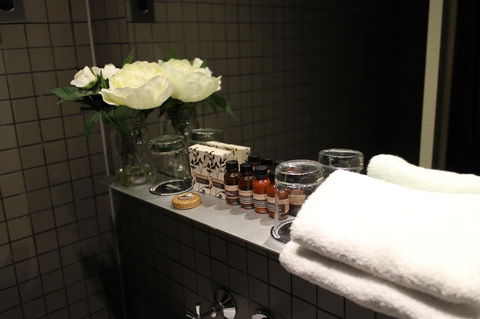 Kirketon Hotel Sydney - Australian Directory 8