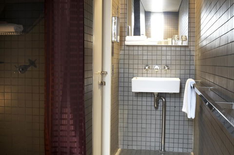 Kirketon Hotel Sydney - Australian Directory 27
