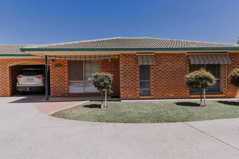 Central Wagga Self Catering Apartment - Australian Directory 2