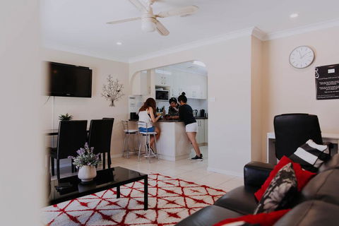 Central Wagga Self Catering Apartment - Australian Directory 5