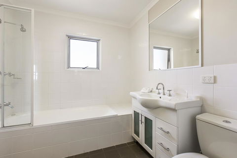 Quest Wollongong - Australian Directory 15