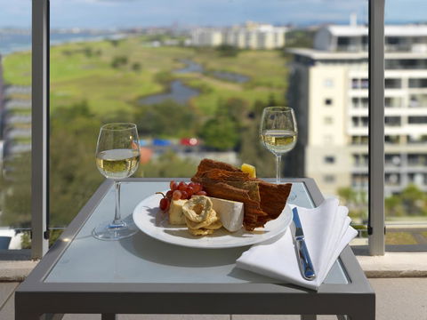 Sage Hotel Wollongong - Australian Directory 8