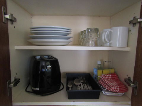 Allonville Gardens Motel - Australian Directory 26