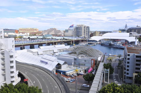 Metro Apartments On Darling Harbour - Australian Directory 9