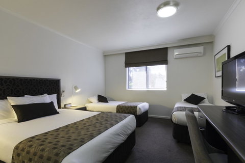 Mercure Albury - Australian Directory 14