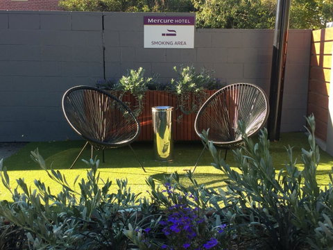 Mercure Albury - Australian Directory 38