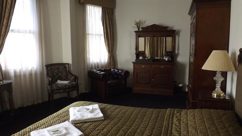 Royal Exhibition Hotel - Australian Directory 42
