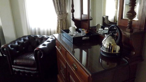 Royal Exhibition Hotel - Australian Directory 28