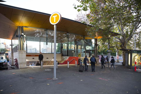 Royal Exhibition Hotel - Australian Directory 25