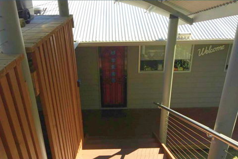 Coastwatch, 26 Comara Terrace - Australian Directory 10