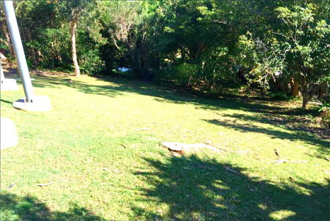 Coastwatch, 26 Comara Terrace - Australian Directory 11