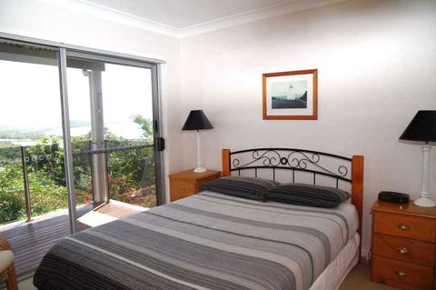 Coastwatch, 26 Comara Terrace - Australian Directory 5