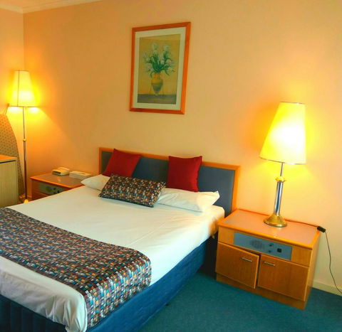 Australia Park Motel - Australian Directory 11
