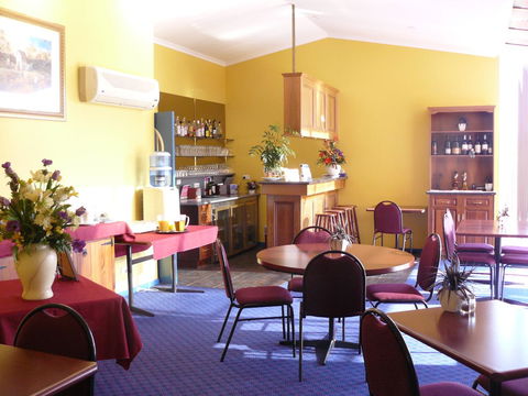 Australia Park Motel - Australian Directory 38