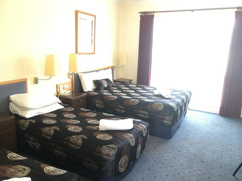Australia Park Motel - Australian Directory 17