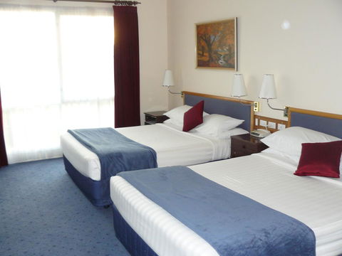 Australia Park Motel - Australian Directory 6