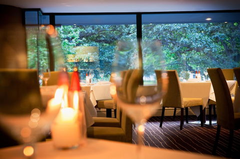 Pullman Sydney Hyde Park - Australian Directory 25