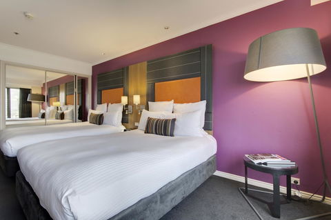 Pullman Sydney Hyde Park - Australian Directory 30