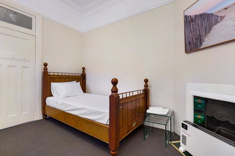 Drummoyne 3 Bedroom Home (62ALE) - Australian Directory 2