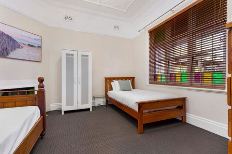 Drummoyne 3 Bedroom Home (62ALE) - Australian Directory 6