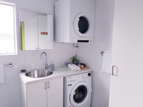 BookerBay Retreat! - Australian Directory 9