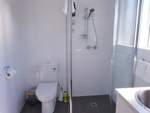 BookerBay Retreat! - Australian Directory 10