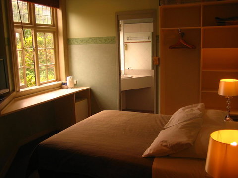 Hotel 59 Sydney - Australian Directory 31