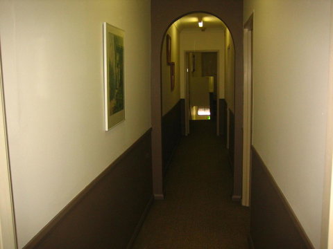 Hotel 59 Sydney - Australian Directory 32