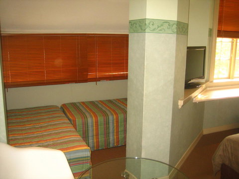 Hotel 59 Sydney - Australian Directory 39