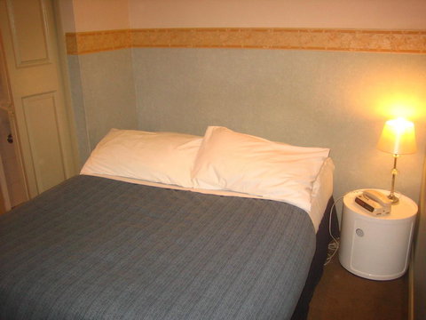 Hotel 59 Sydney - Australian Directory 37