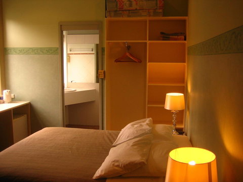 Hotel 59 Sydney - Australian Directory 2