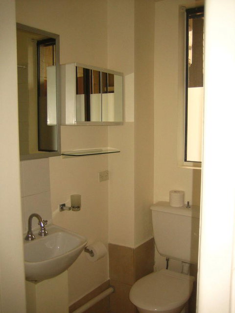 Hotel 59 Sydney - Australian Directory 15