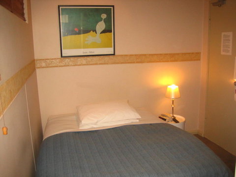 Hotel 59 Sydney - Australian Directory 22