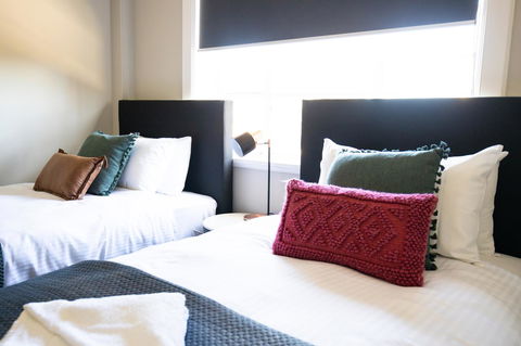 Horse And Jockey Hotel Homebush - Australian Directory 8