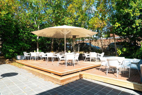 Horse And Jockey Hotel Homebush - Australian Directory 23