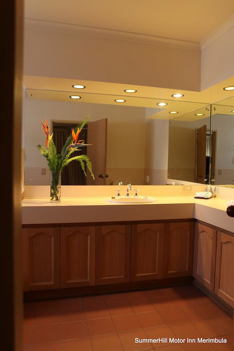 Summerhill Motor Inn - Australian Directory 10