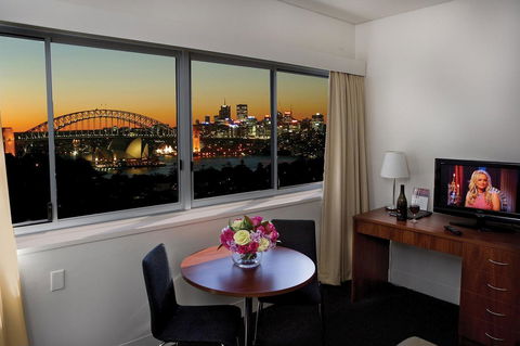Macleay Hotel - Australian Directory 0