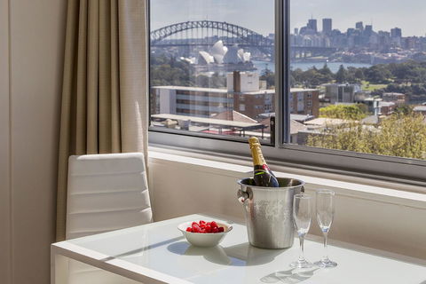 Macleay Hotel - Australian Directory 18