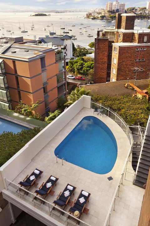 Macleay Hotel - Australian Directory 24
