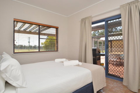 JE Guesthouse, Central To All The Hunter Valley Has To Offer - Australian Directory 30