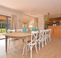James Estate Guesthouse - Australian Directory