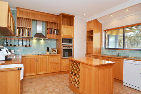 JE Guesthouse, Central To All The Hunter Valley Has To Offer - Australian Directory 12
